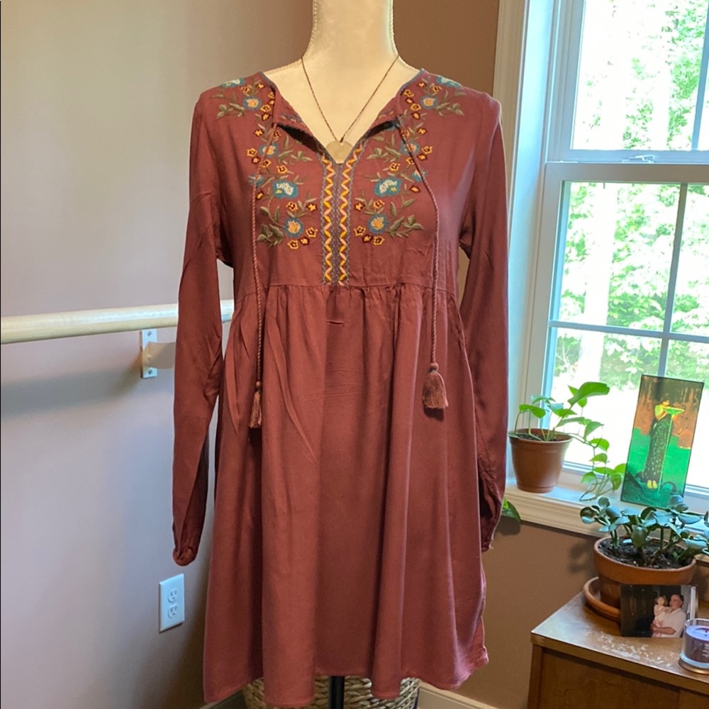 Embroidered Mauve Dress M